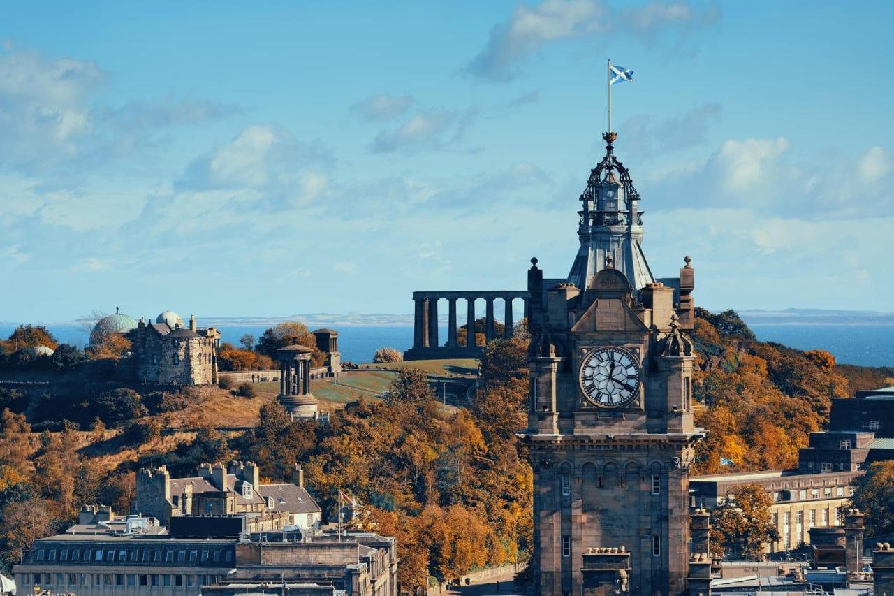 Spacious City Centre Family Room Edinburgh Eksteriør billede